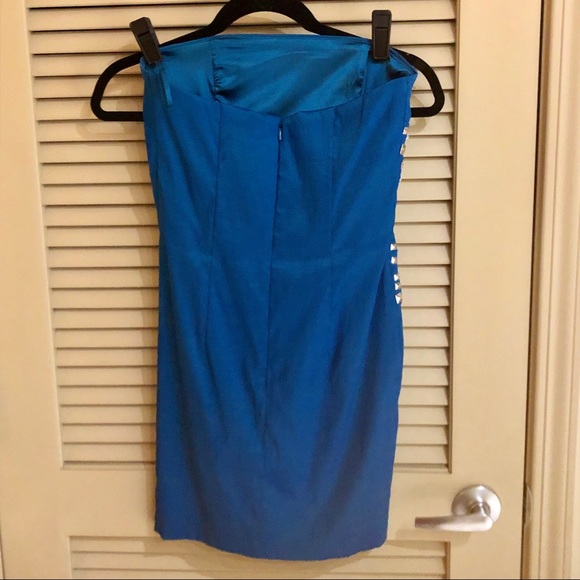 Royal Blue Structured Cocktail Dress - Picture 3 of 13